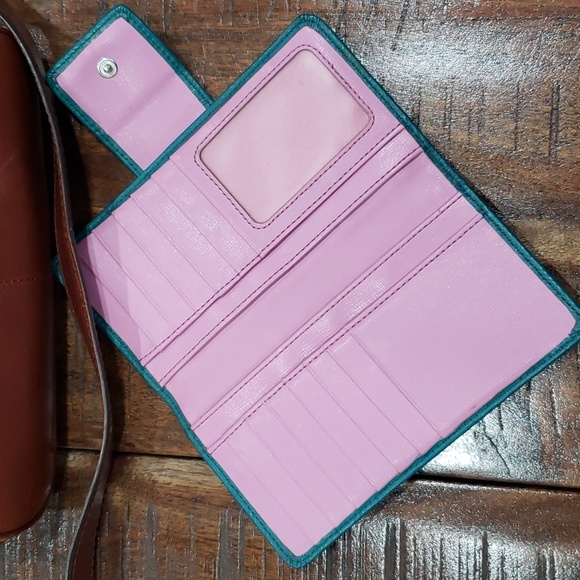 Fossil crossbody bucket style leather bag and wallet - Picture 14 of 14